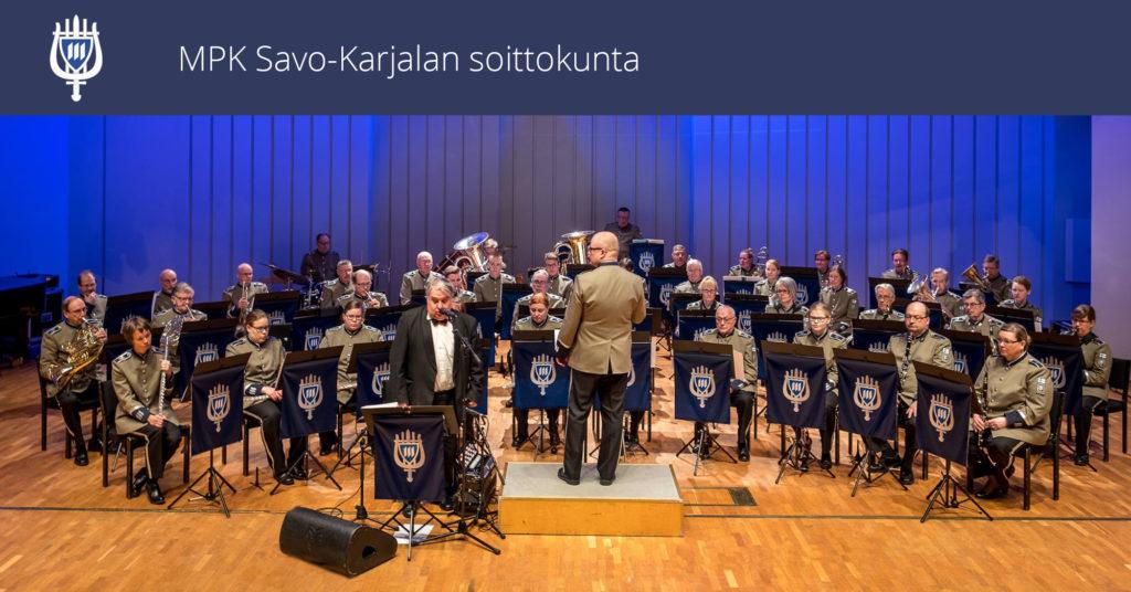 Savo-Karjalan soittokunta kapellimestarin johtamana konsertissa